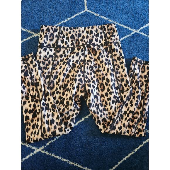 Victoria's Secret Women's Leopard Super Soft Compression Leggings-12 - Picture 2 of 6